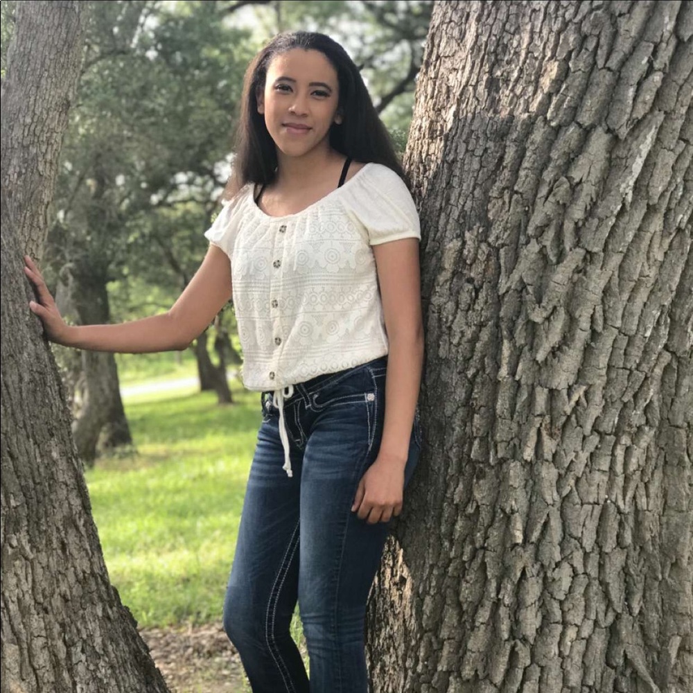 Meet your Posher, Alissa